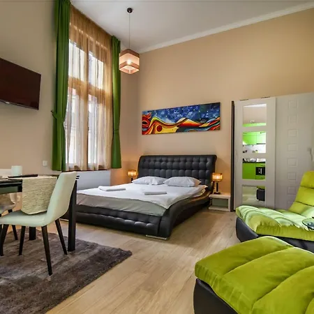 Select City Center Apartments Braşov Exterior photo