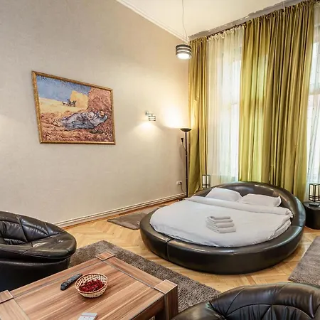 Select City Center Apartments Braşov Exterior photo